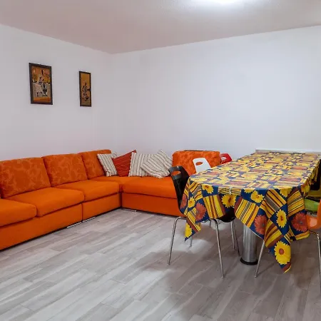 A 10 Posti Letto Piscina Privata * Budoni