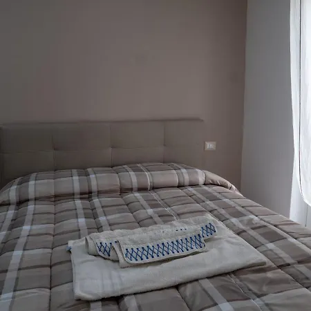 A 10 Posti Letto Piscina Privata