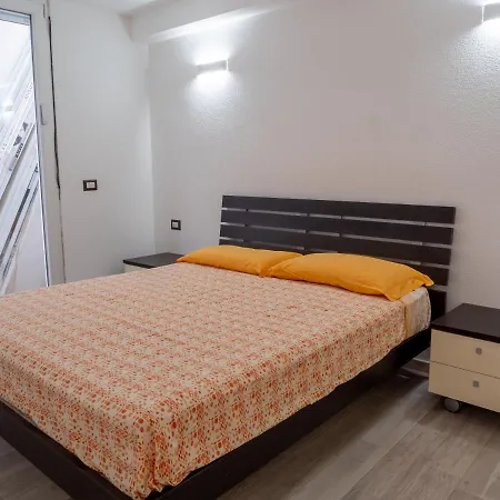 A 10 Posti Letto Piscina Privata Nyaraló