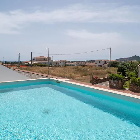 Nyaraló A 10 Posti Letto Piscina Privata *
